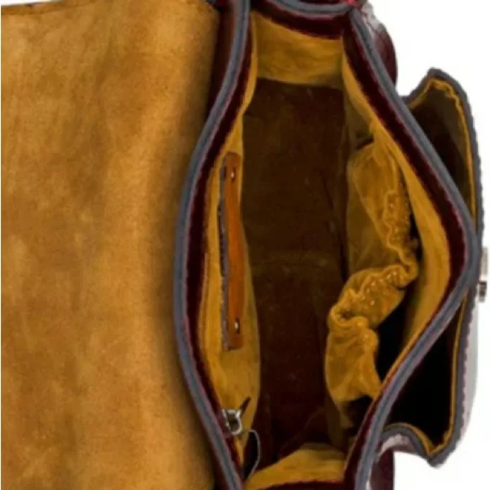 NWT Patricia Nash CASCINA Distressed Leather Crossbody Bag~ COGNAC MSRP $169 - Picture 4 of 6